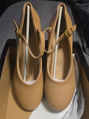 Women's Tan Theatricals Dance Shoes